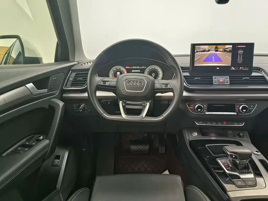 Audi Q5L 2022 из CN, фото 8