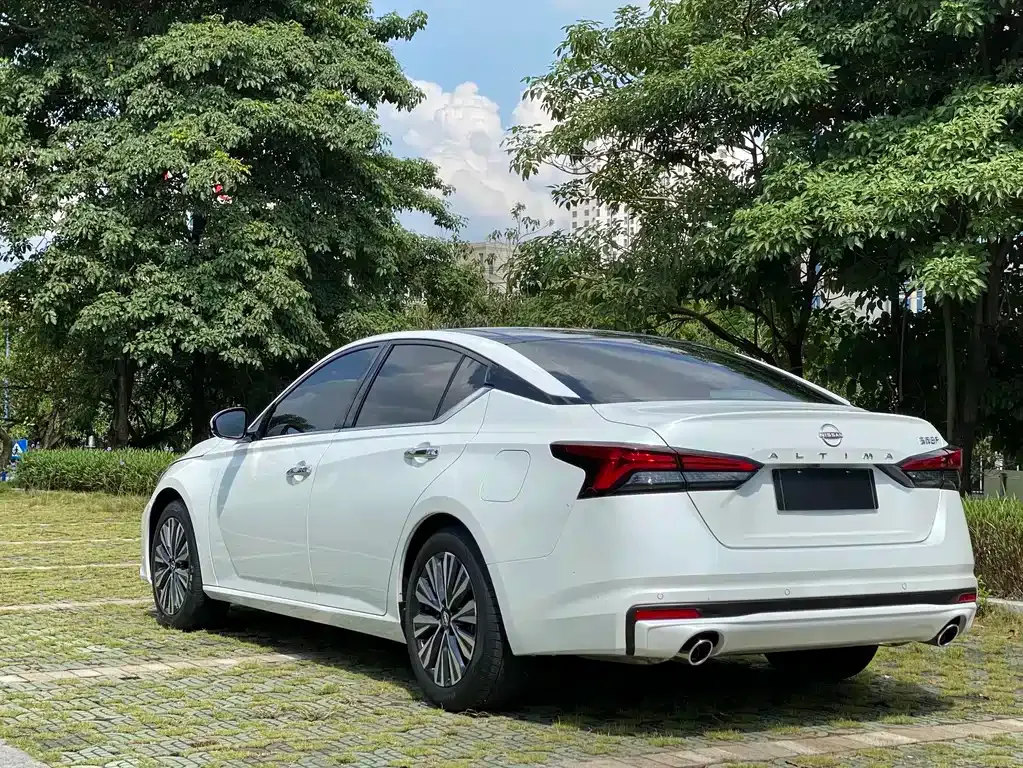 Nissan Teana — фото 6