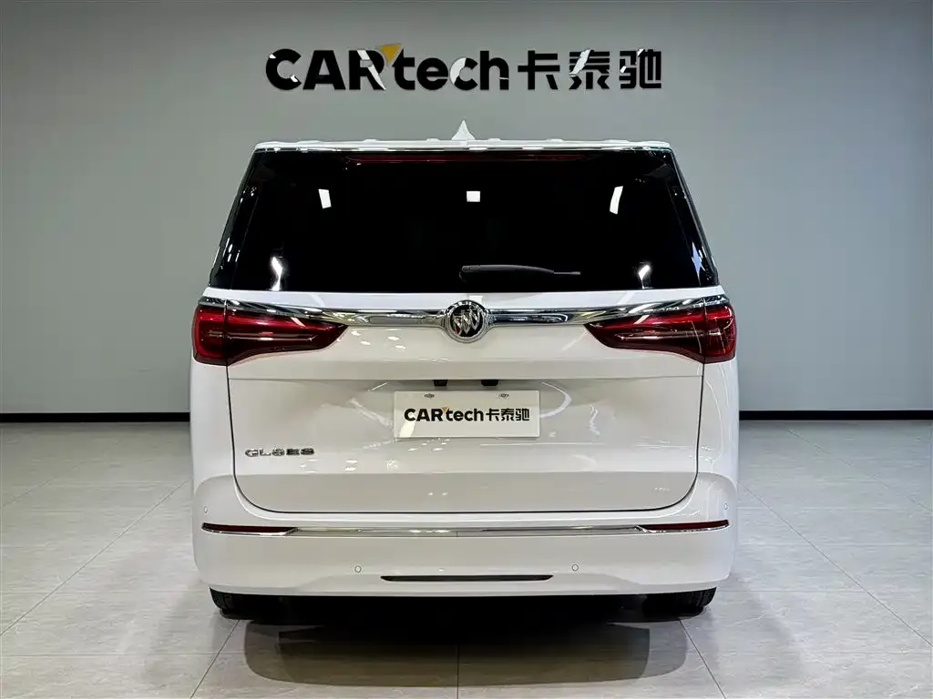 Buick GL8 2023 из CN, фото 5