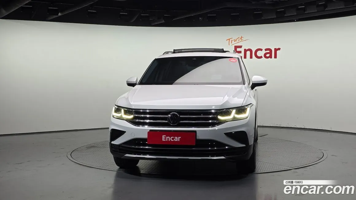Volkswagen Tiguan — фото 3