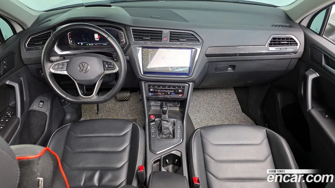 Volkswagen Tiguan — фото 7