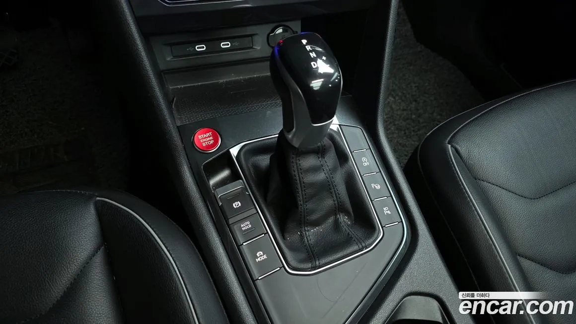Volkswagen Tiguan — фото 9