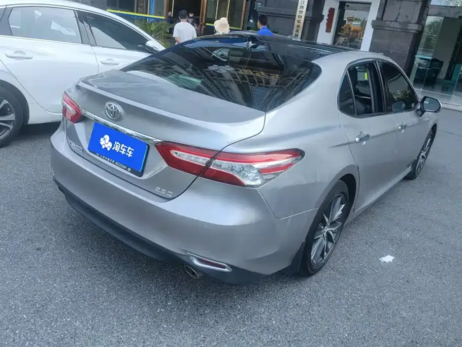 Toyota Camry 2021 из CN, фото 3