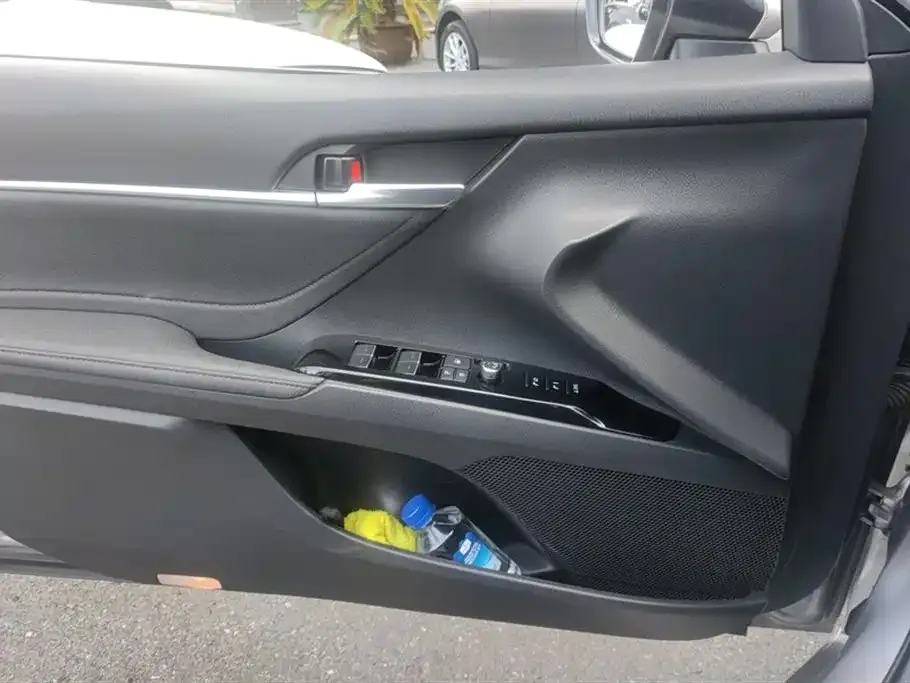 Toyota Camry 2021 из CN, фото 7