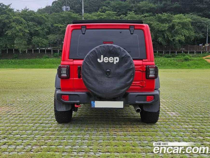 Jeep Wrangler — фото 6