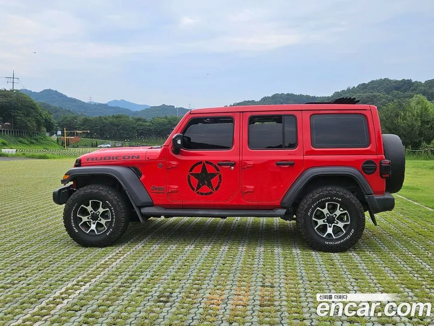 Jeep Wrangler — фото 7