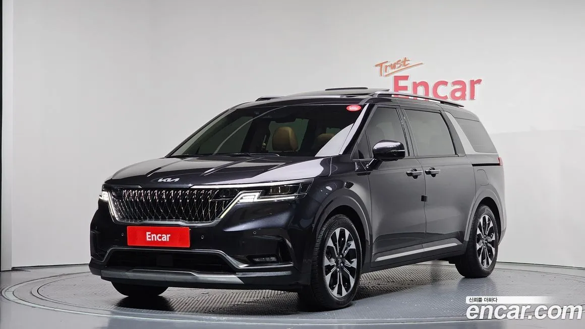 Kia Carnival 2023 из KR, фото 1