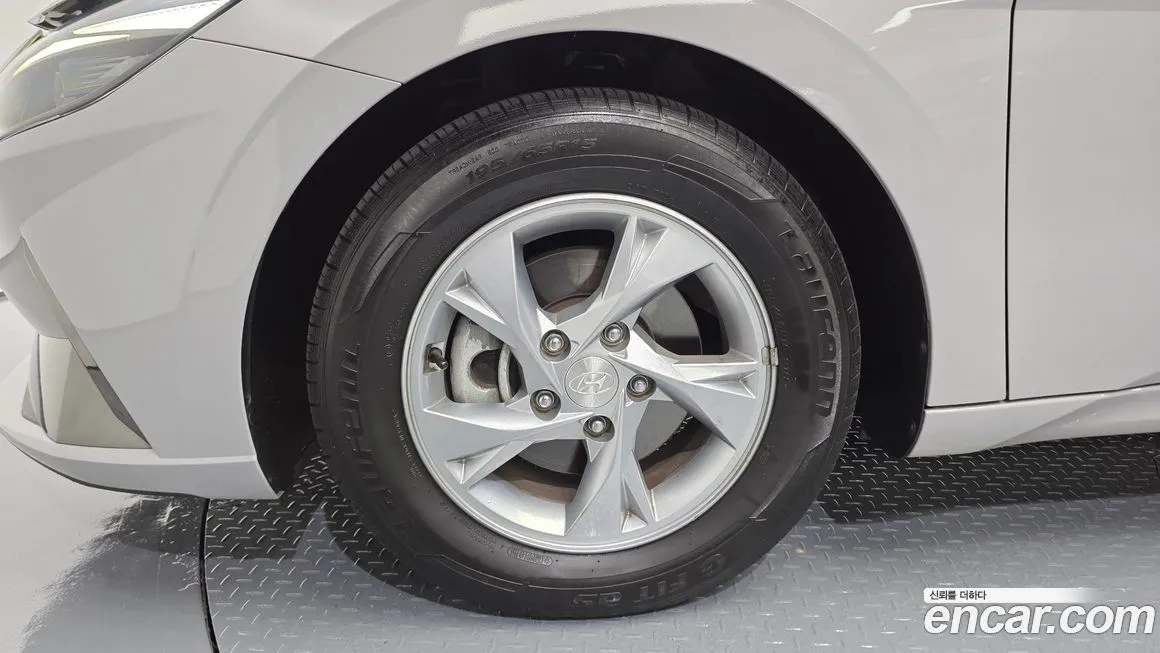 Hyundai AVANTE 2021 из KR, фото 5