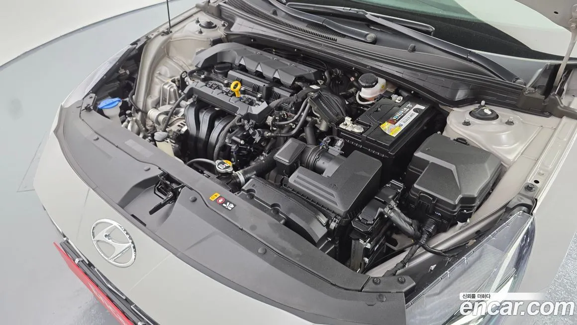 Hyundai AVANTE 2021 из KR, фото 6