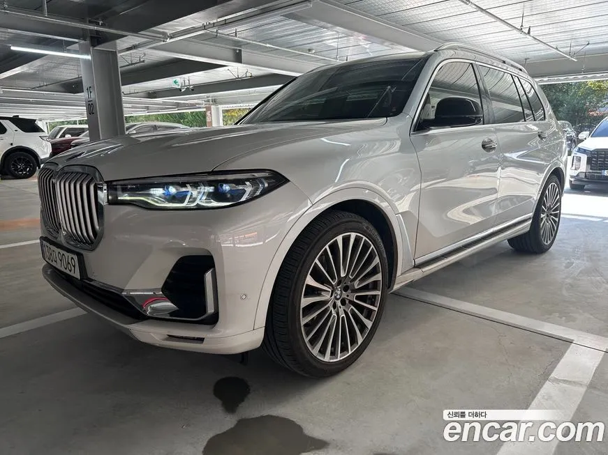 BMW X7 — фото 1