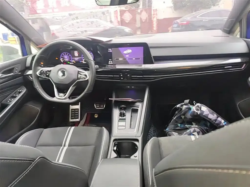 Volkswagen Golf 2021 из CN, фото 10