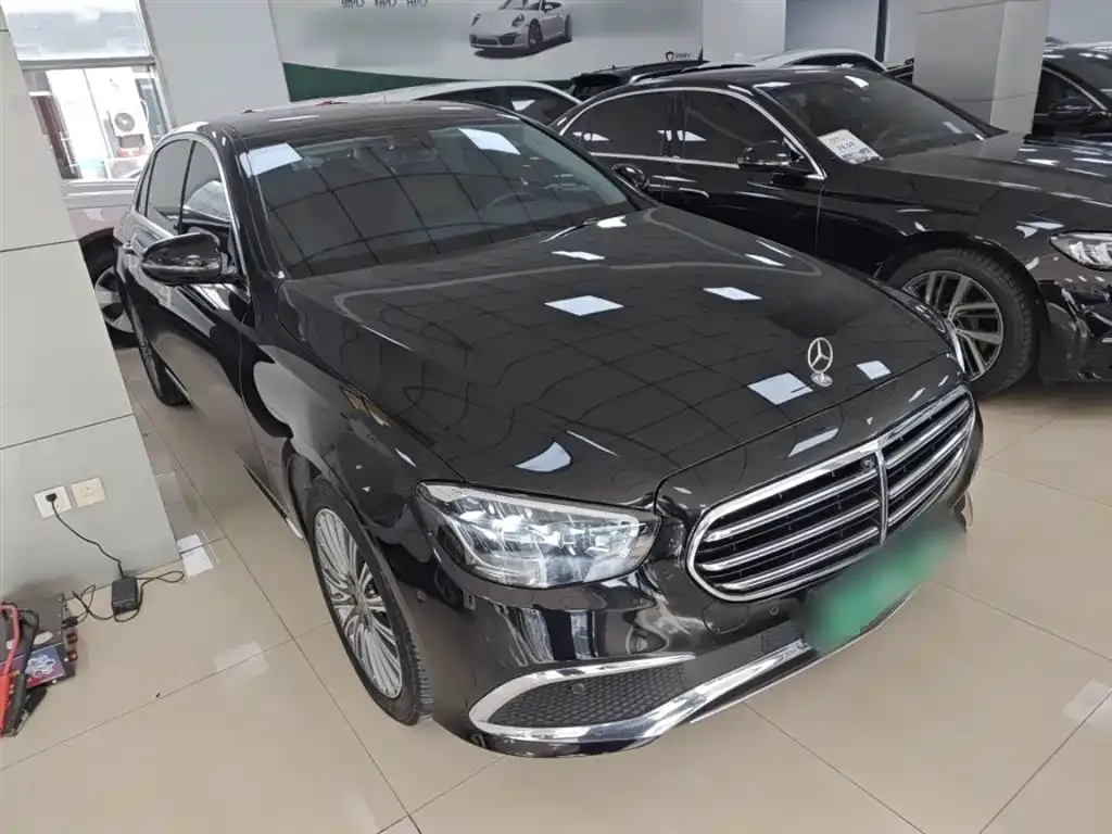 Mercedes-Benz E-Class 2023 из CN, фото 4