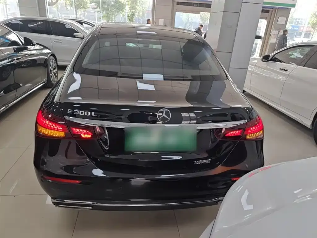 Mercedes-Benz E-Class 2023 из CN, фото 6