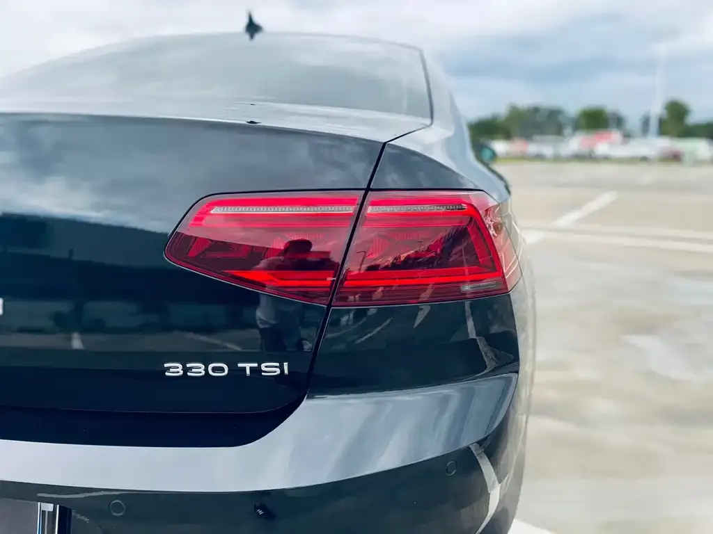 Volkswagen Magotan 2022 из CN, фото 8