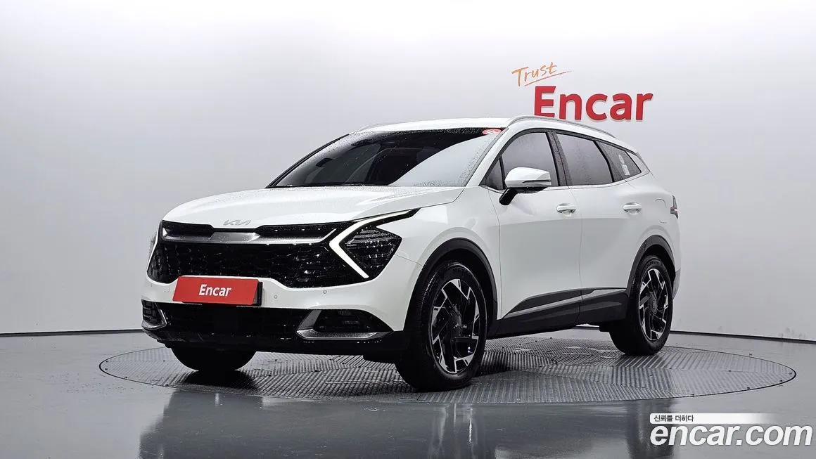 Kia Sportage — фото 1