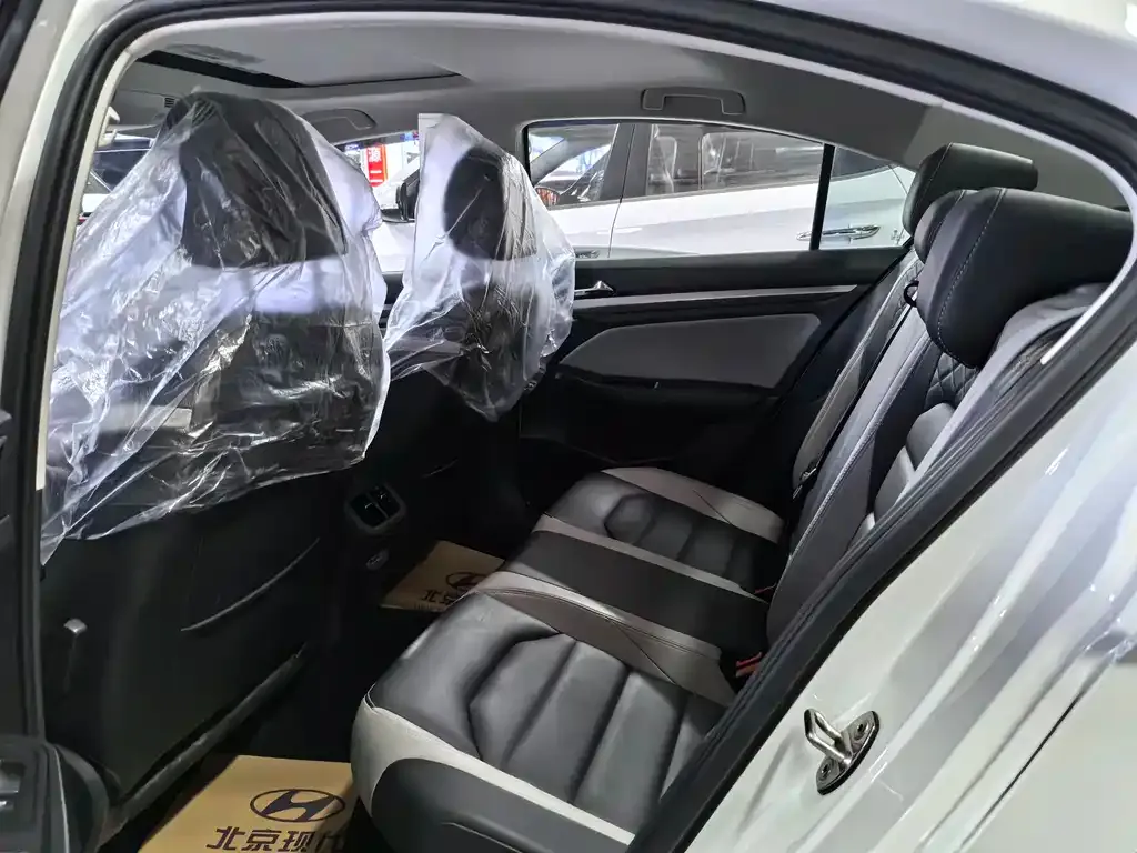 Volkswagen Bora 2023 из CN, фото 9