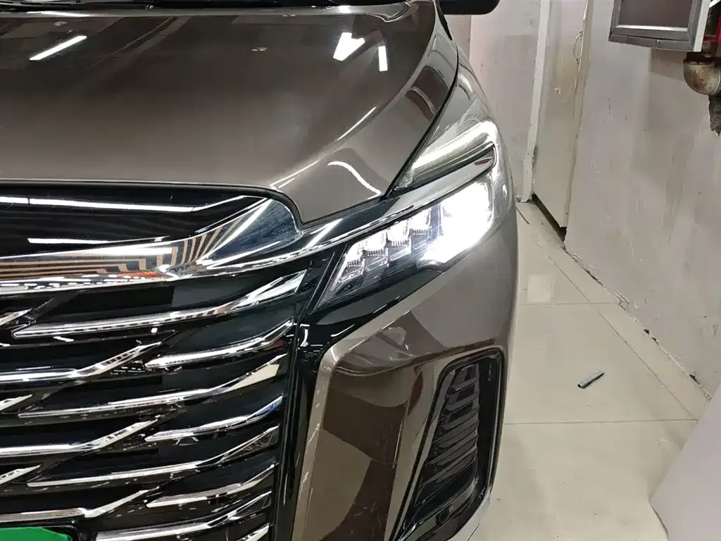 Buick GL8 2023 из CN, фото 7