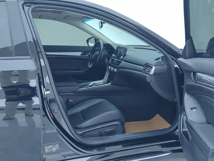 Honda Accord 2021 из CN, фото 8
