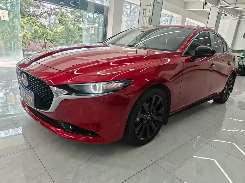 Mazda 3 Axela 2023 из CN, фото 1