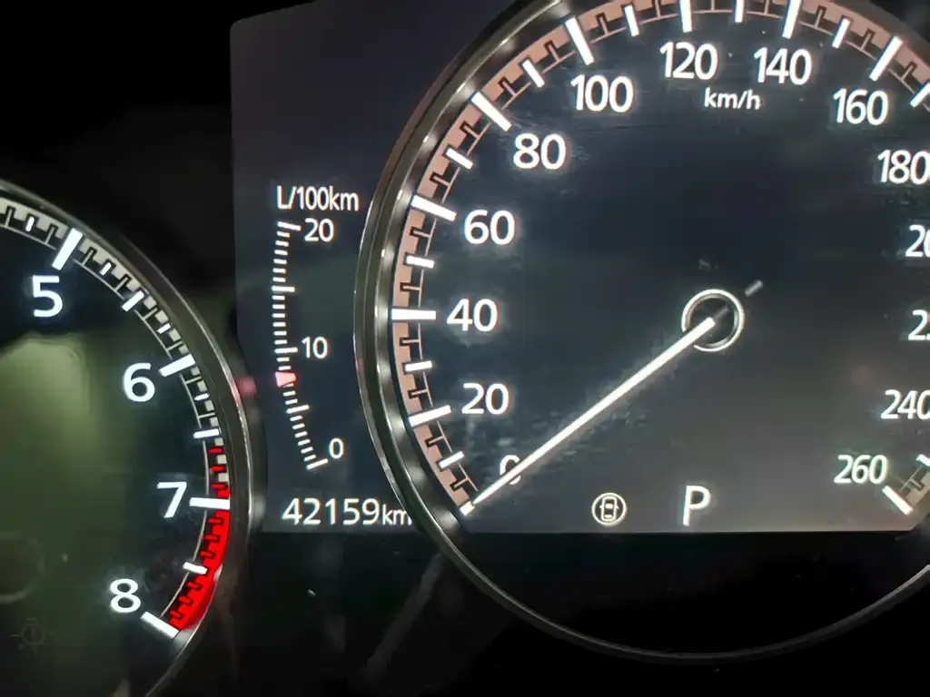 Mazda 3 Axela 2023 из CN, фото 7