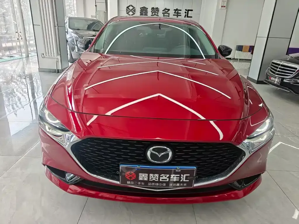 Mazda 3 Axela 2023 из CN, фото 8