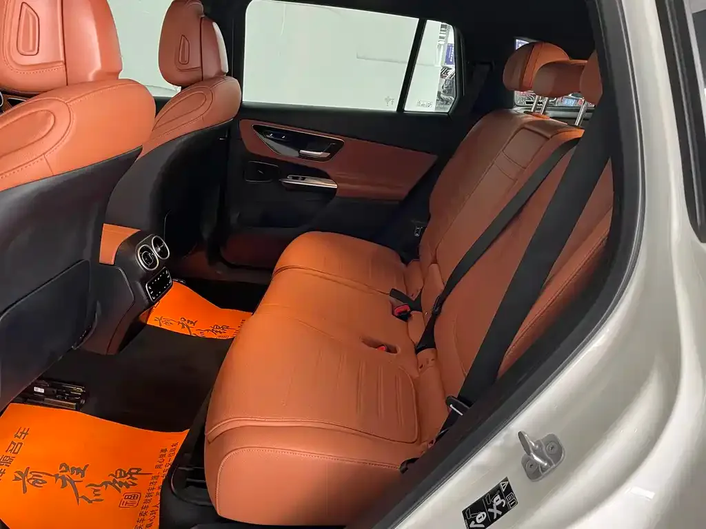 Mercedes-Benz GLC 2023 из CN, фото 8