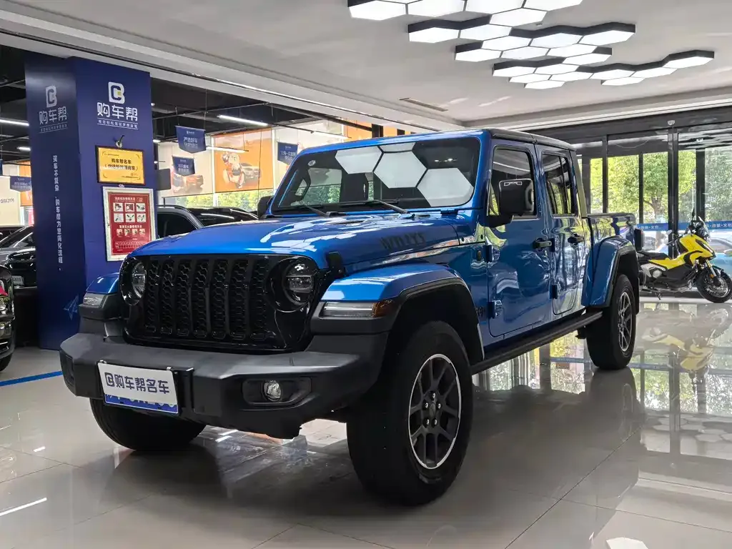 Jeep Gladiator 2023 из CN, фото 1