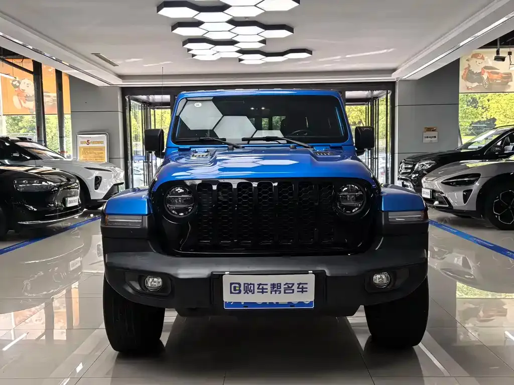 Jeep Gladiator 2023 из CN, фото 2
