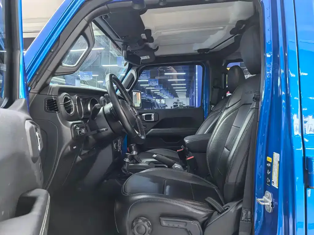 Jeep Gladiator 2023 из CN, фото 5