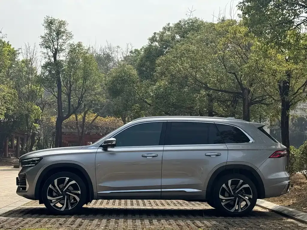 Geely Xingyue L 2023 из CN, фото 4