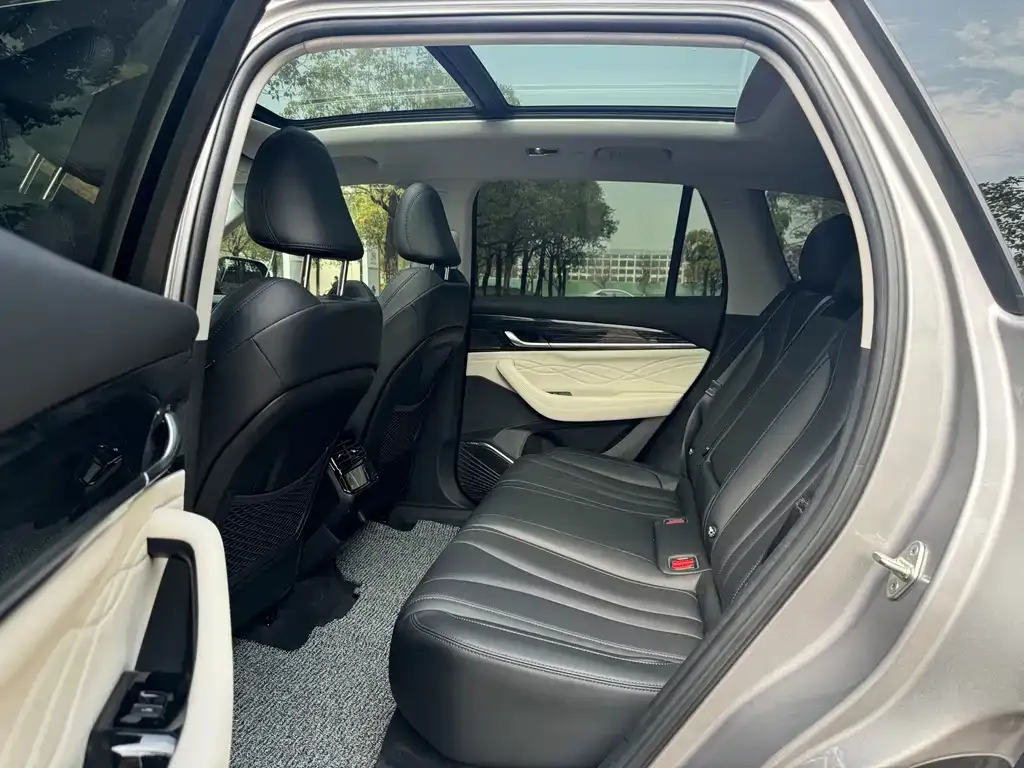 Geely Xingyue L 2023 из CN, фото 9