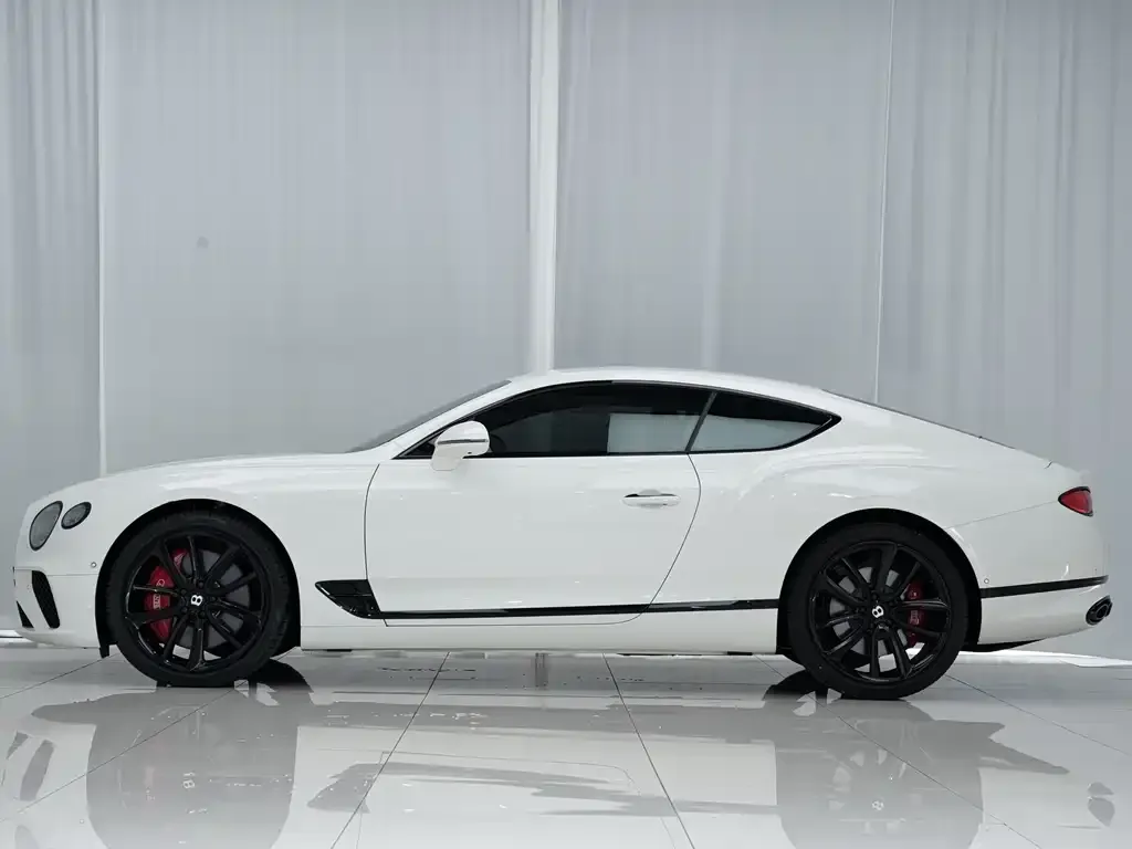 Bentley Continental 2023 из CN, фото 3