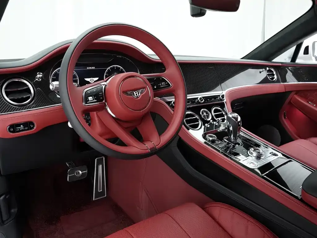 Bentley Continental 2023 из CN, фото 4