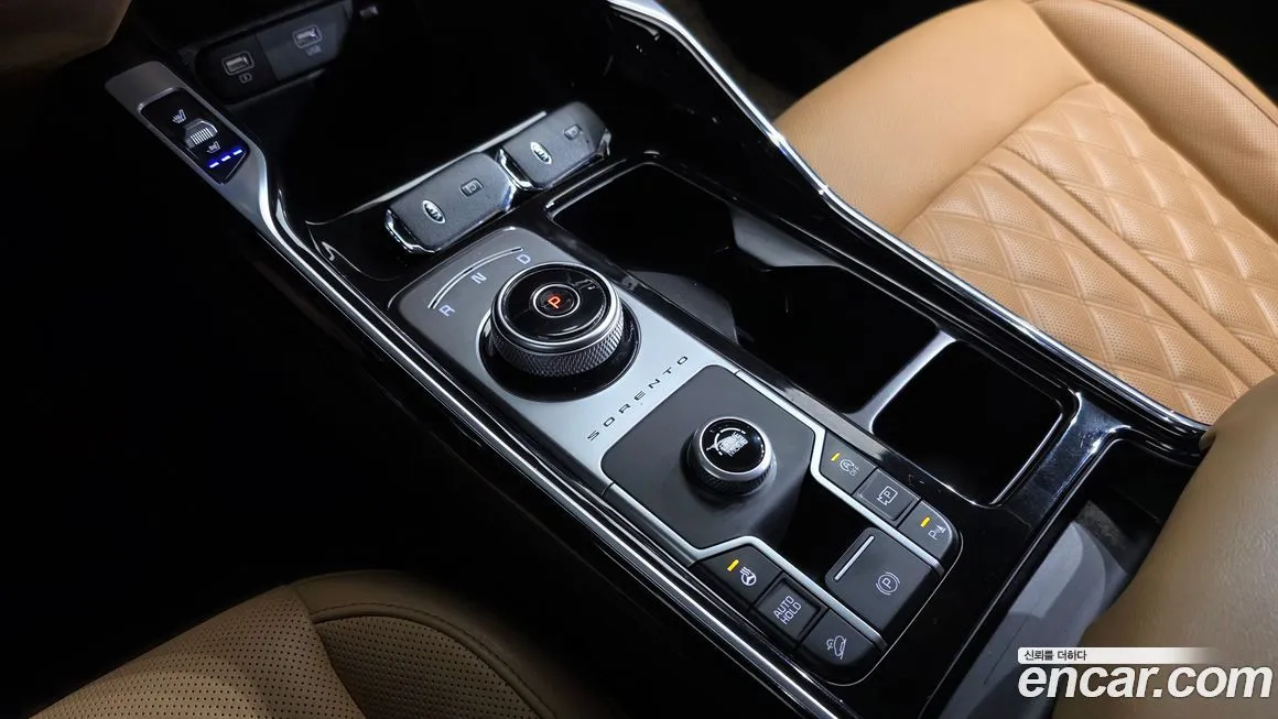 Kia Sorento — фото 9