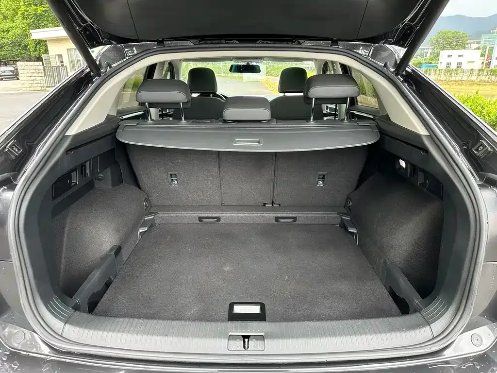 Volkswagen X 2021 из CN, фото 10