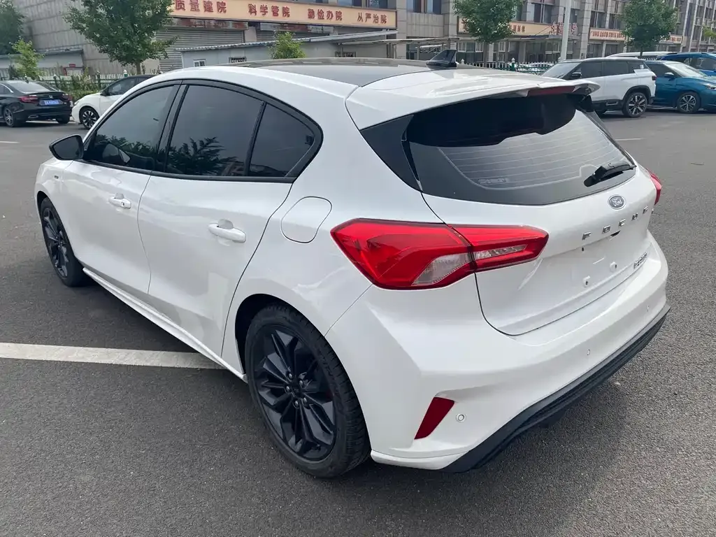 [object Object] Focus 2023 из CN, фото 6