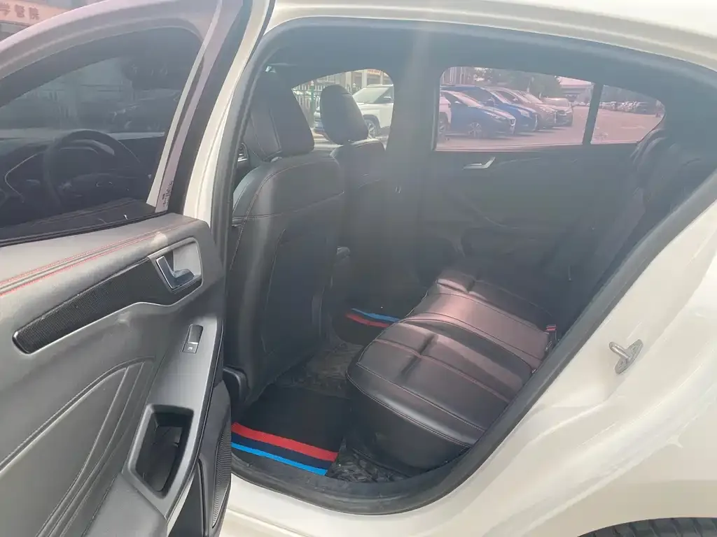 [object Object] Focus 2023 из CN, фото 8