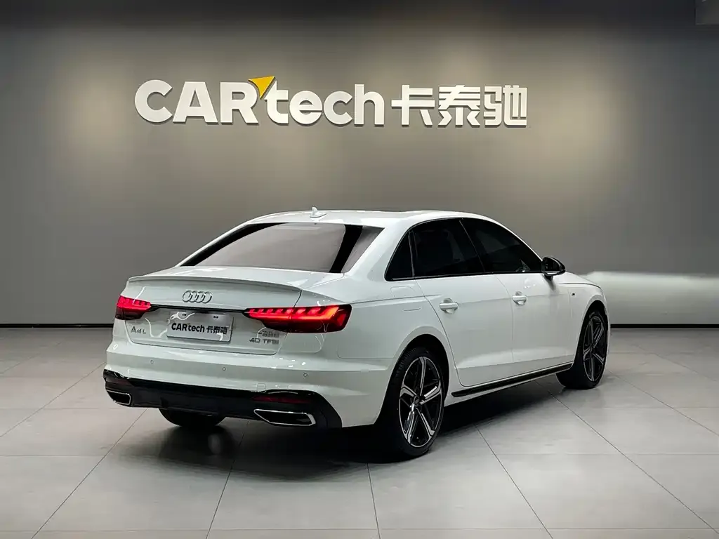 Audi A4L 2024 из CN, фото 4