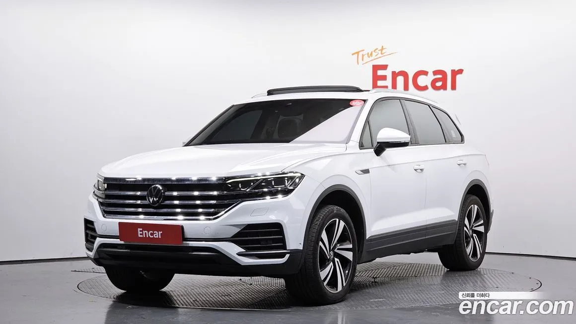Volkswagen Touareg 2023 из KR, фото 1