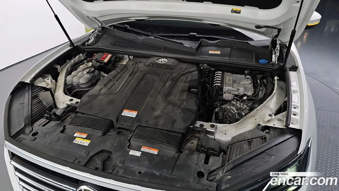 Volkswagen Touareg 2023 из KR, фото 6