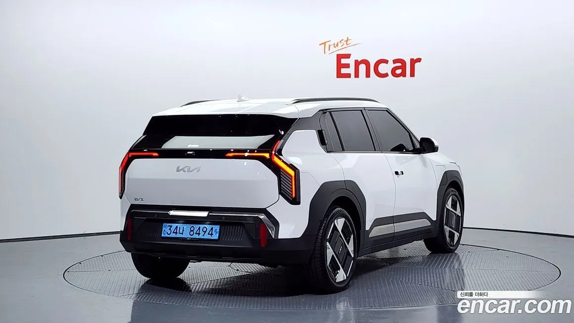 Kia EV3 — фото 2