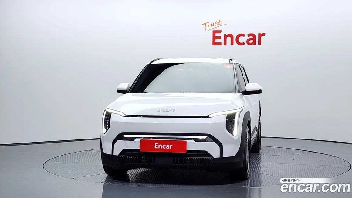 Kia EV3 — фото 3