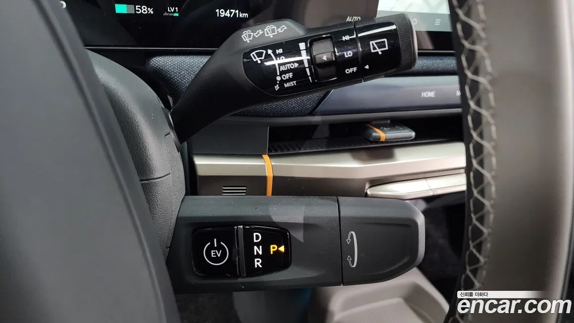 Kia EV3 — фото 9