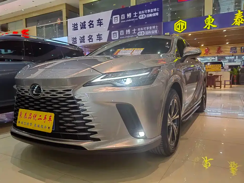 Lexus RX 2023 из CN, фото 2