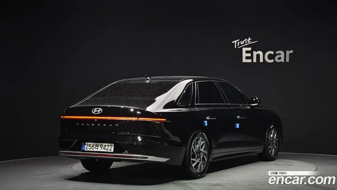 Hyundai Grandeur 2023 из KR, фото 2