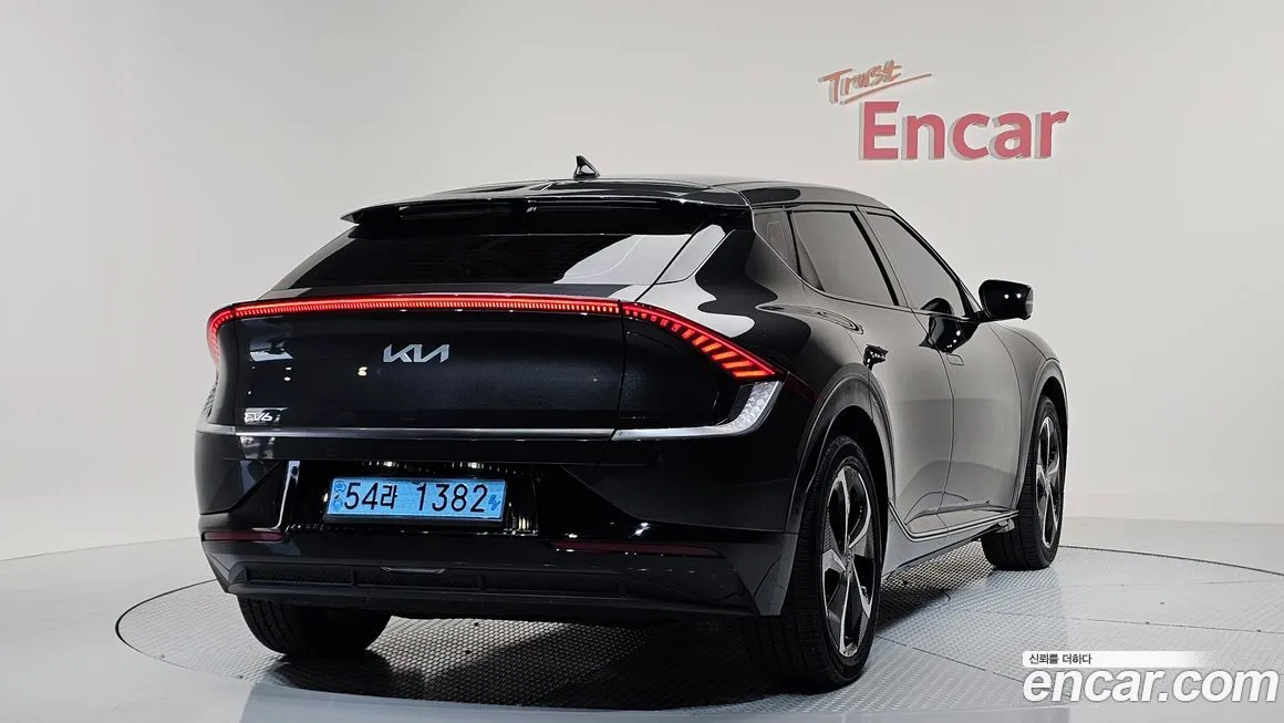 Kia EV6 — фото 2