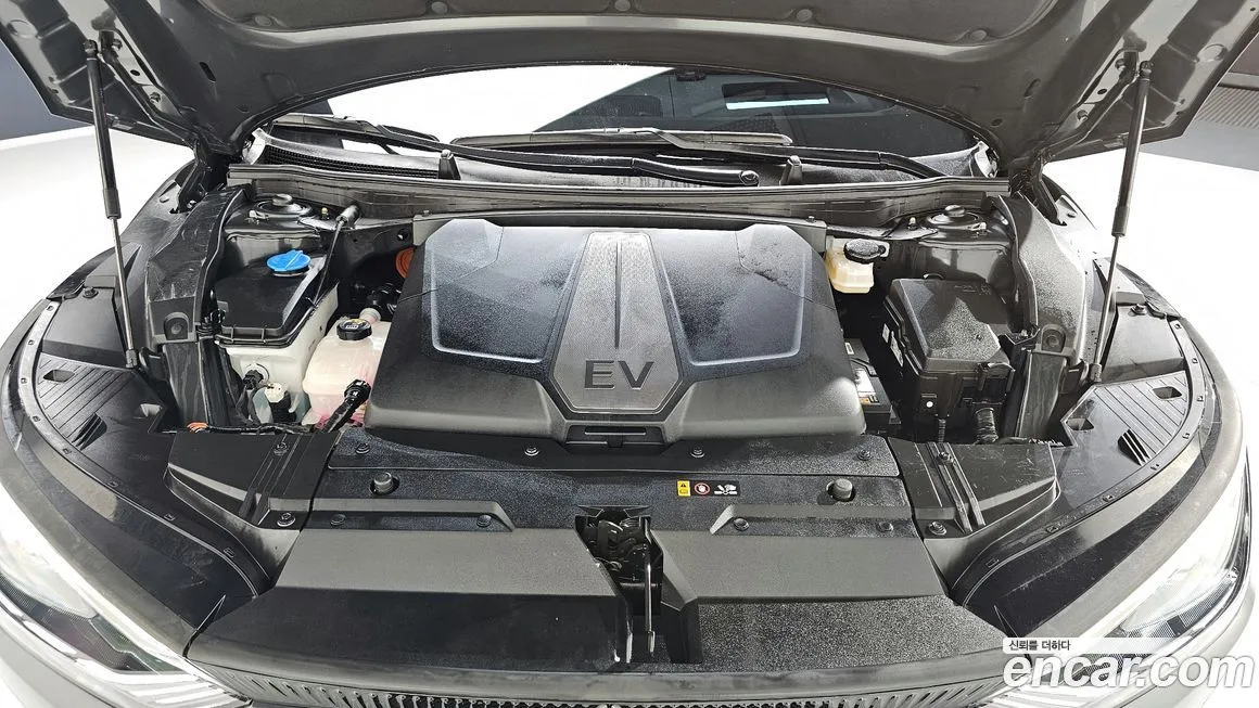 Kia EV6 — фото 6