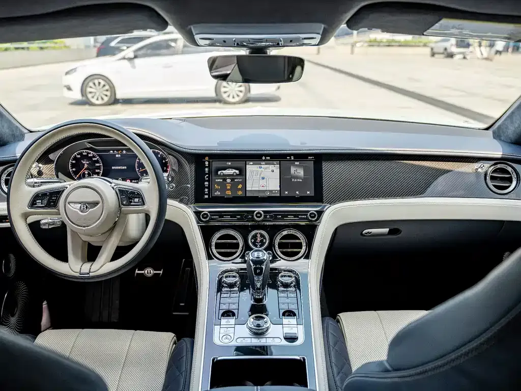 Bentley Continental 2022 из CN, фото 10