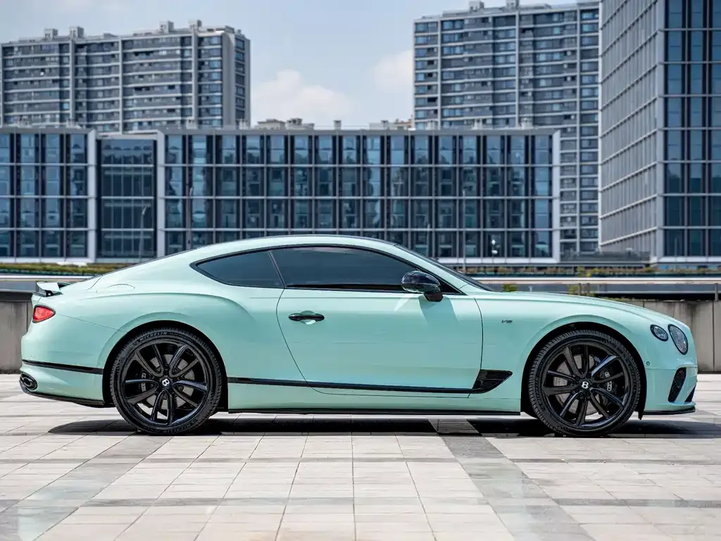 Bentley Continental 2022 из CN, фото 5