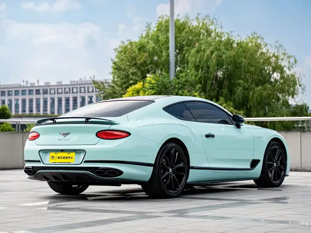 Bentley Continental 2022 из CN, фото 6